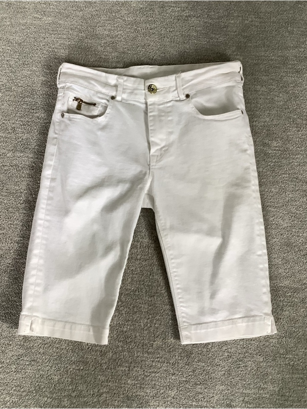 H&M &Denim White Bermuda Shorts Sz. 6